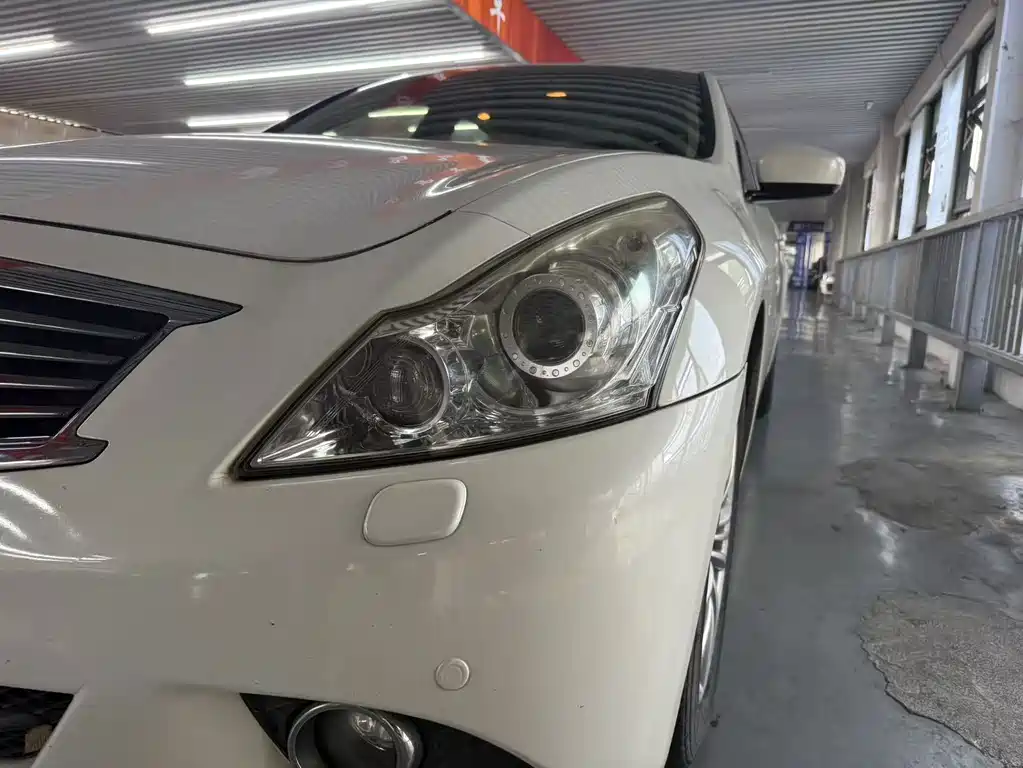 Infiniti G — миниатюра 11