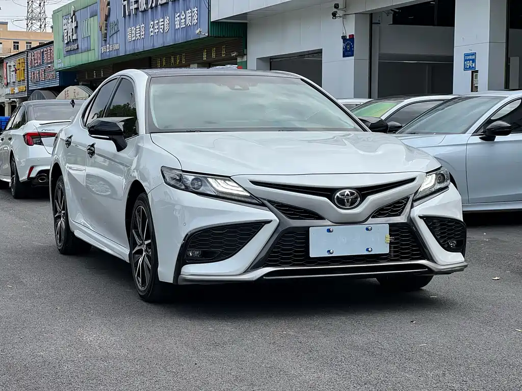 Toyota Camry 2022