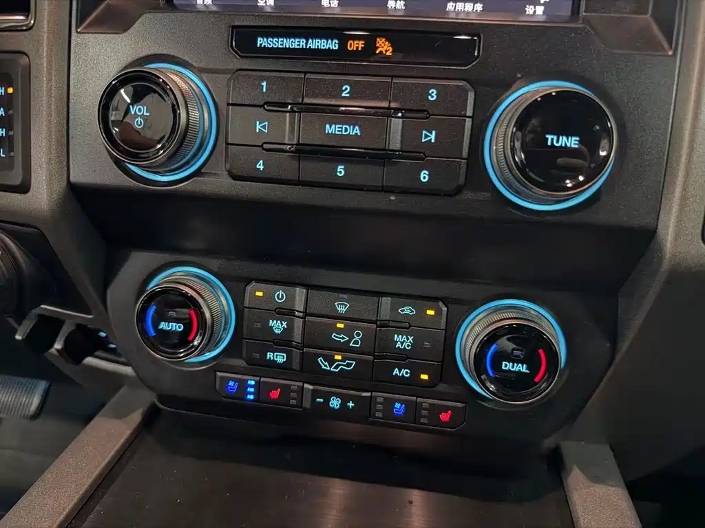 Ford F-150 Raptor — миниатюра 6