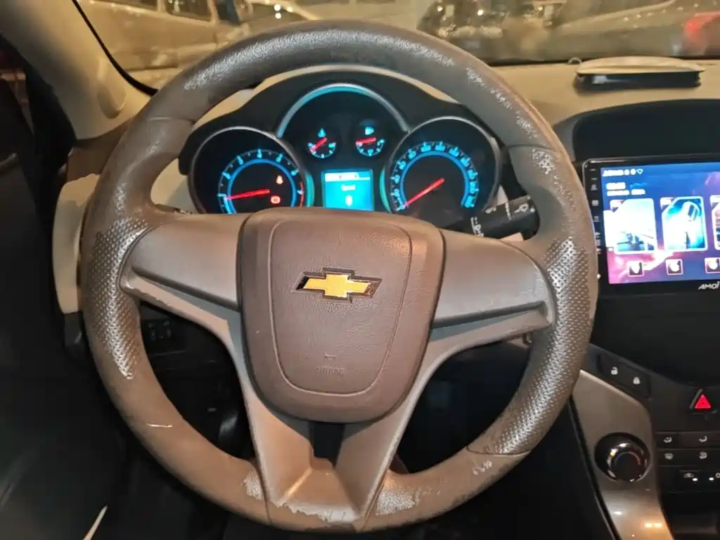 Chevrolet Cruze — миниатюра 11