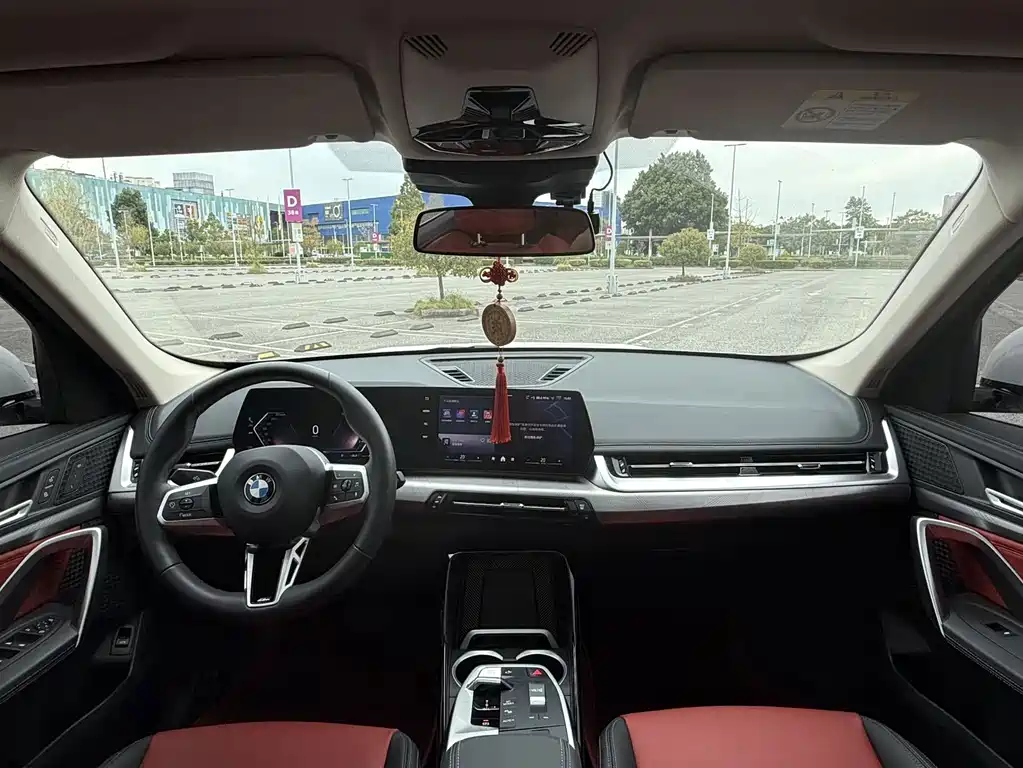 BMW X1 — миниатюра 10