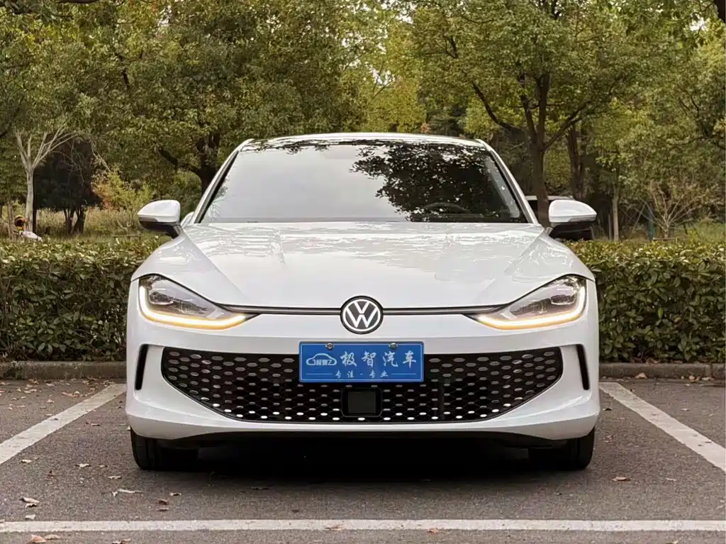 Volkswagen Lamando — миниатюра 2