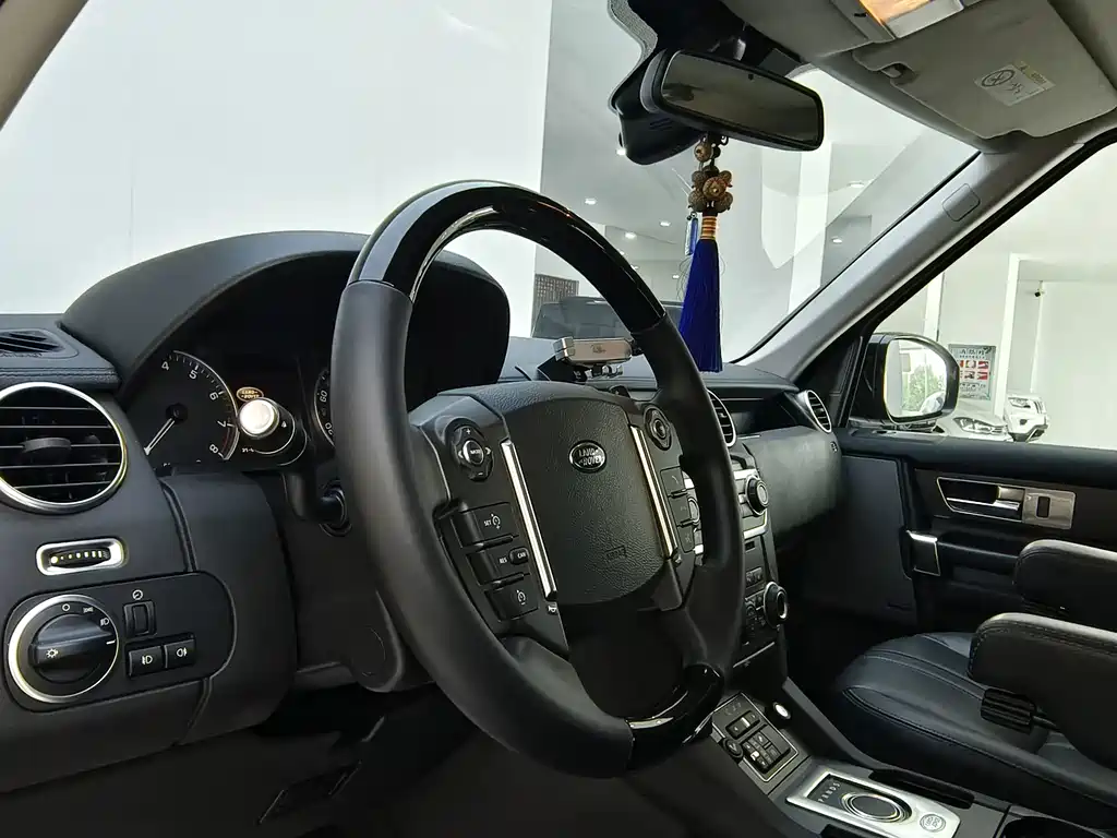Land Rover Discovery — миниатюра 13