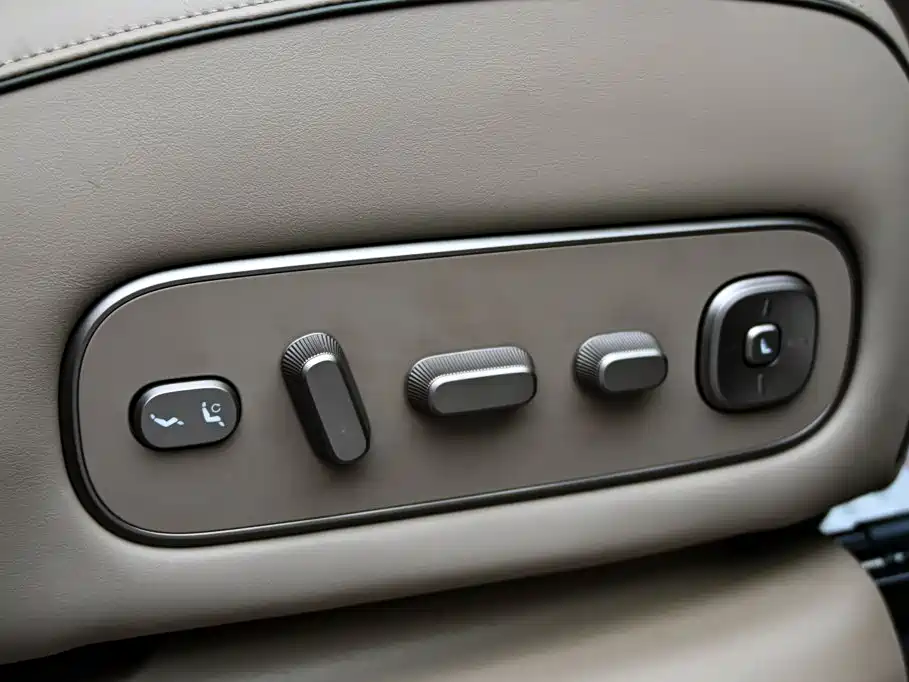 Li Auto Li L9 — миниатюра 34