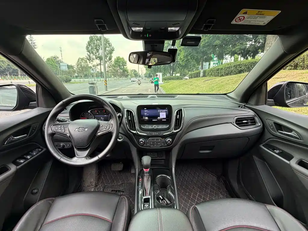 Chevrolet Equinox — миниатюра 13