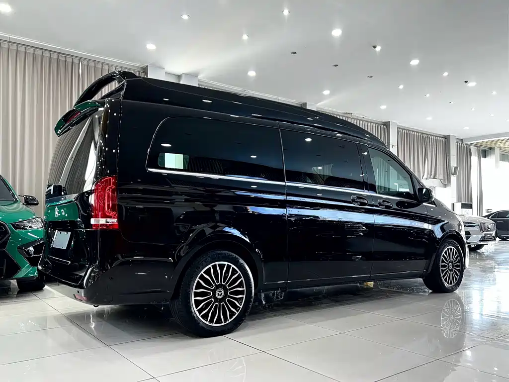 Mercedes-Benz V-Class — миниатюра 4