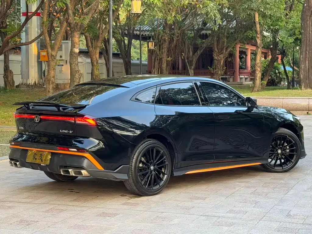 Changan UNI-V — миниатюра 11