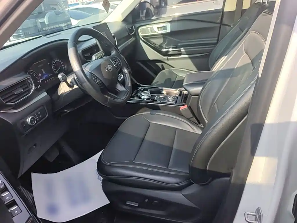 Ford Explorer — миниатюра 15