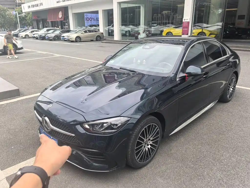 Mercedes-Benz C-Class — миниатюра 2