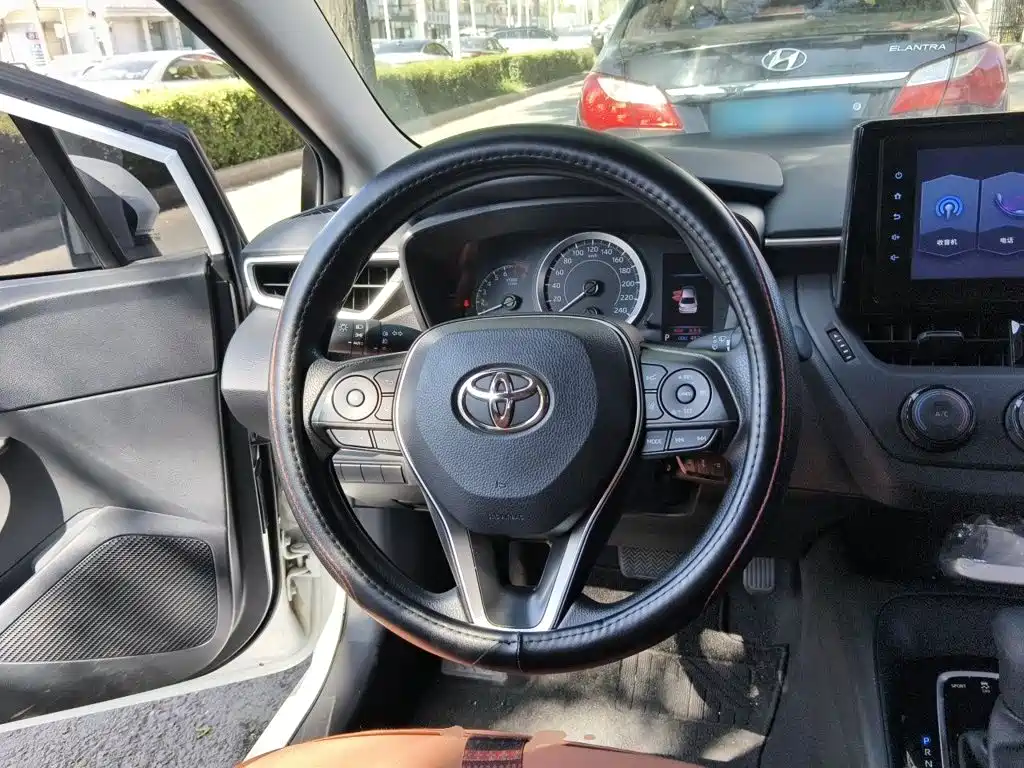 Toyota Corolla — миниатюра 6