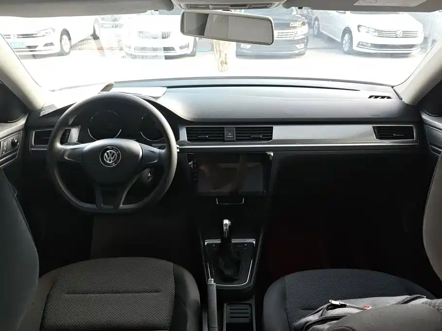 Volkswagen Bora — миниатюра 12