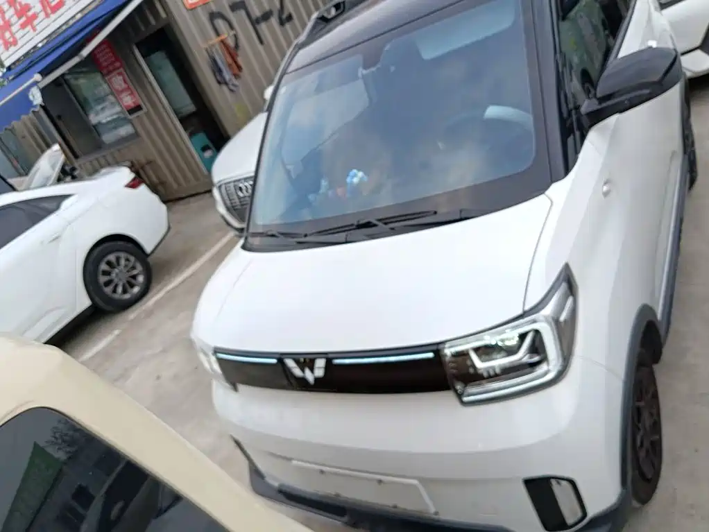Wuling MINIEV — миниатюра 3