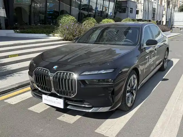 BMW 7 SERIES 2024