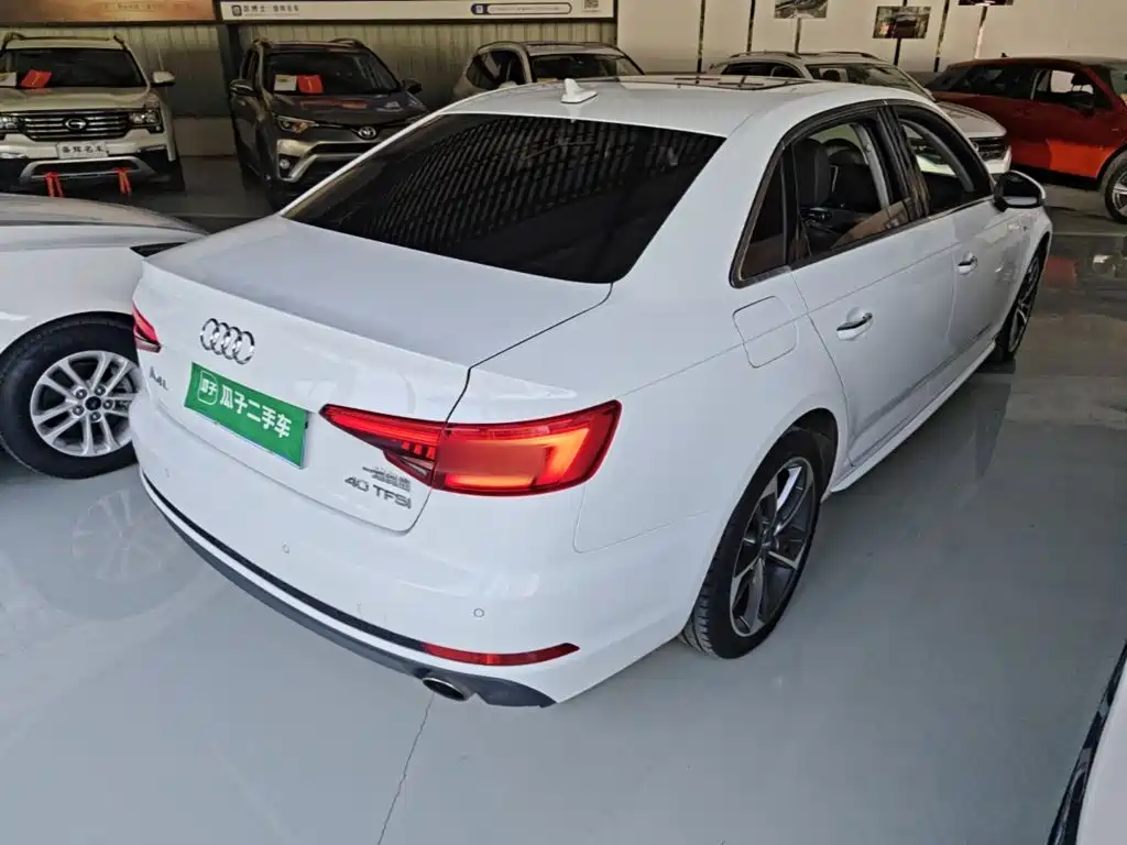 Audi A4L — миниатюра 7