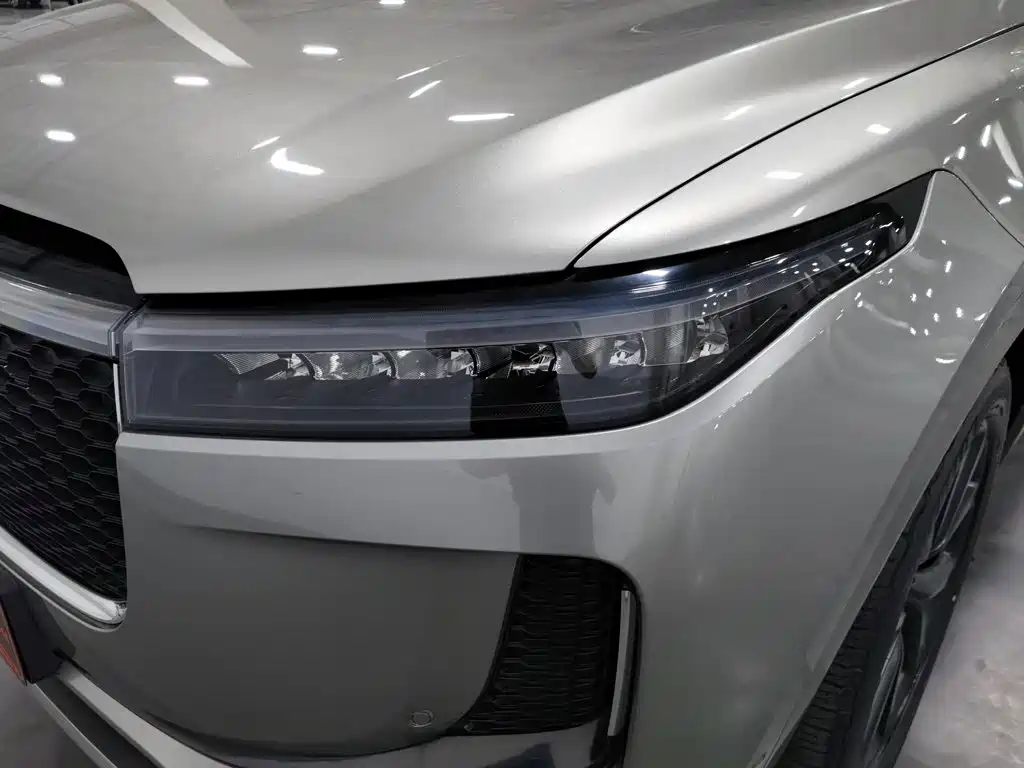 Li Auto Li ONE — миниатюра 7