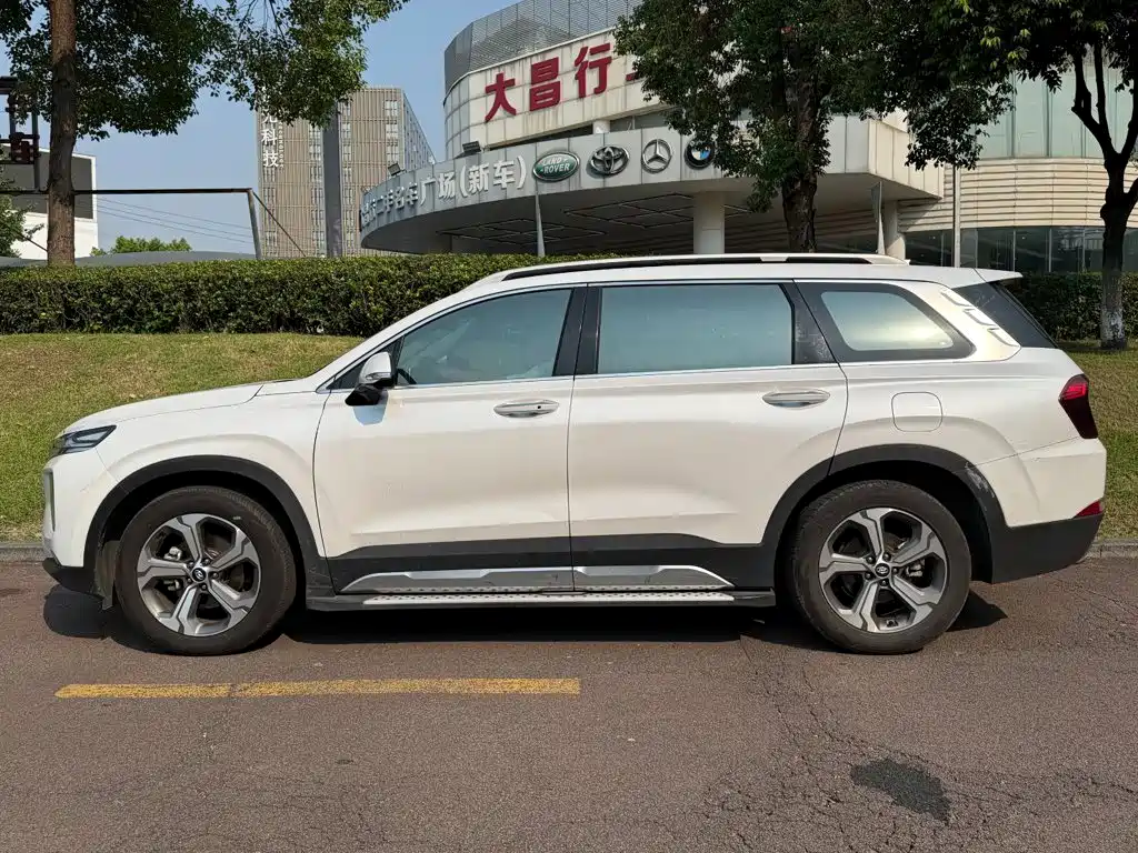 Hyundai Santa Fe — миниатюра 3