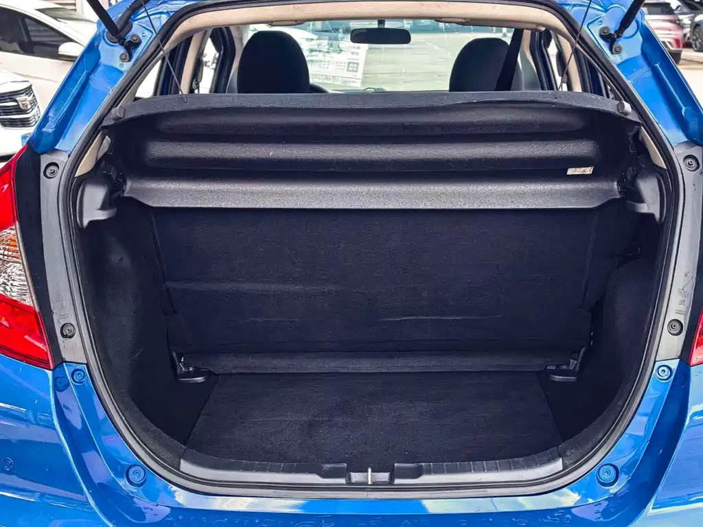 Honda Fit — миниатюра 12