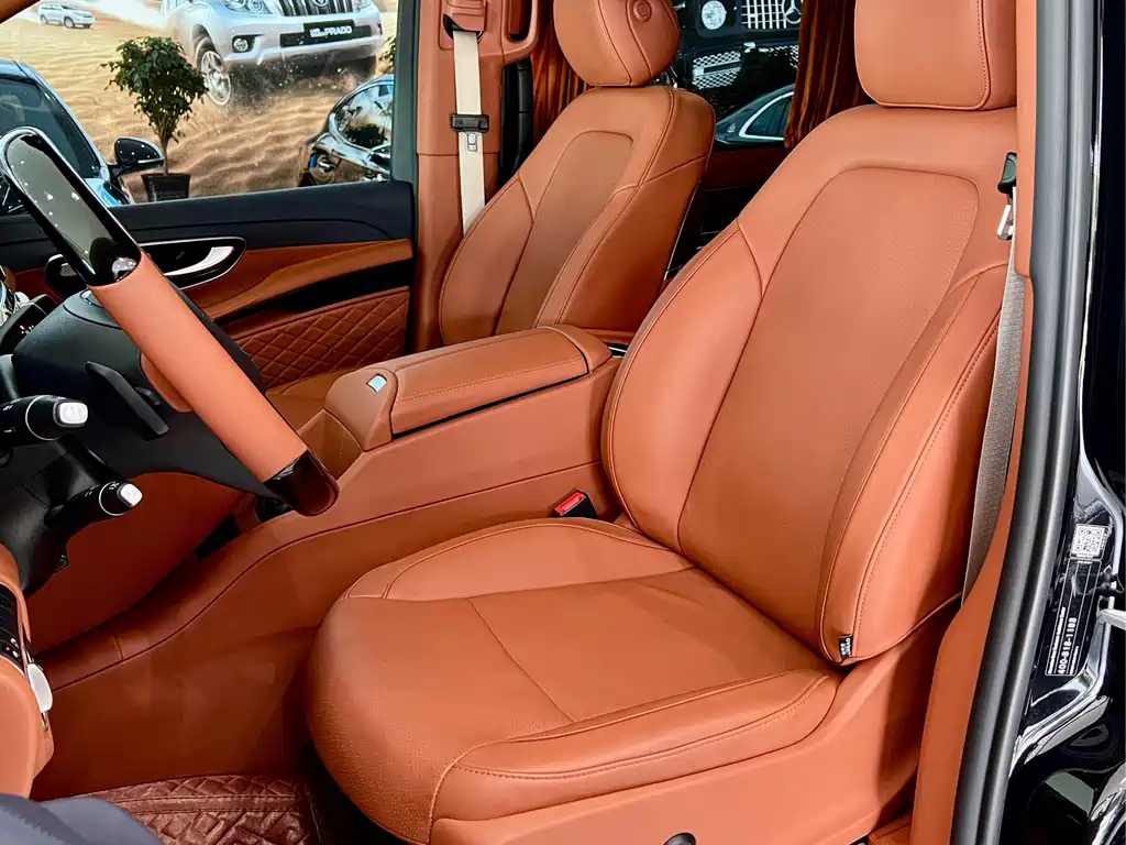 Mercedes-Benz V-Class — миниатюра 6
