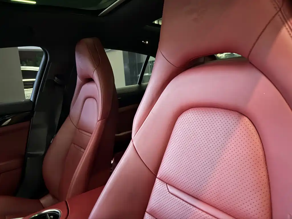 Porsche Panamera — миниатюра 8