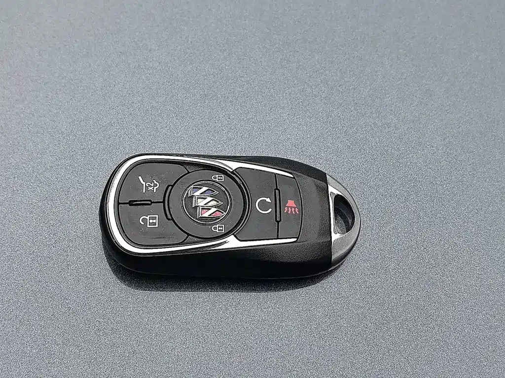 Buick Enclave — миниатюра 19