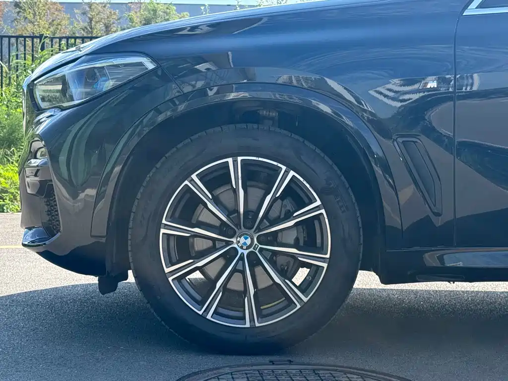 BMW X5 (Import) — миниатюра 4