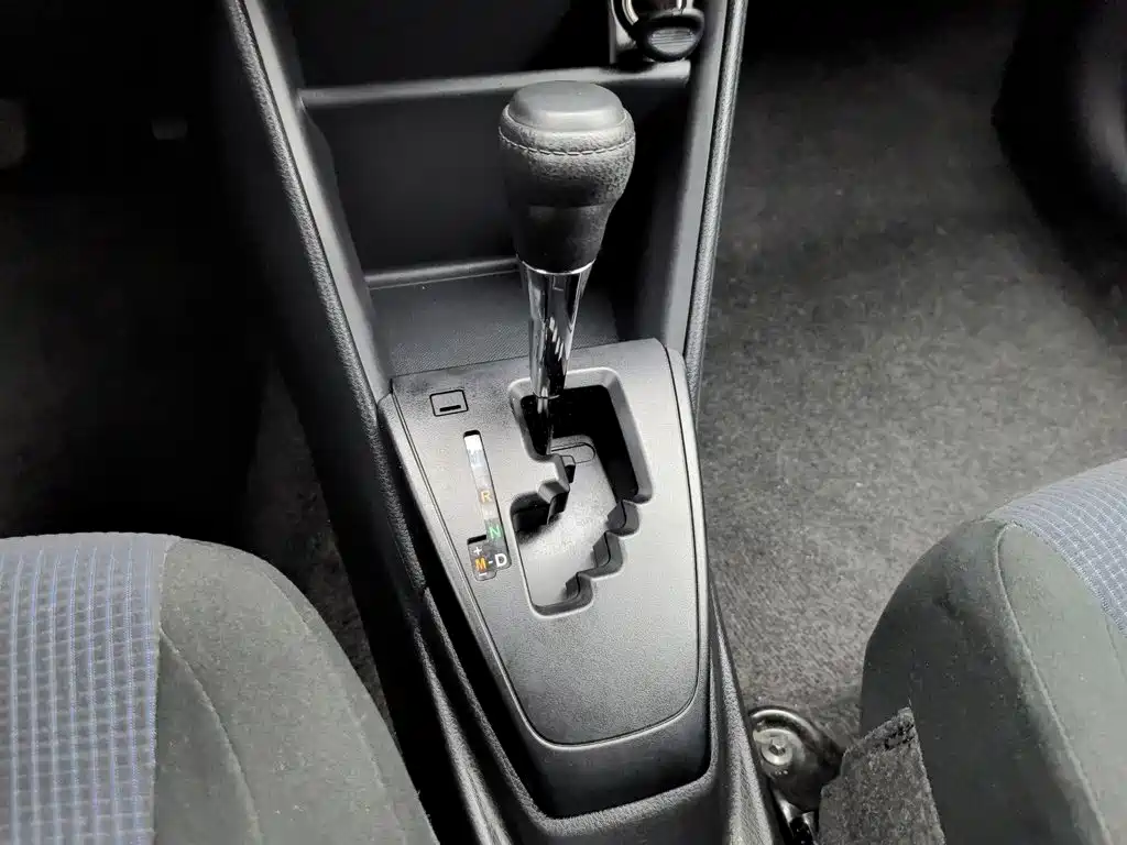 Toyota Yaris L — миниатюра 13