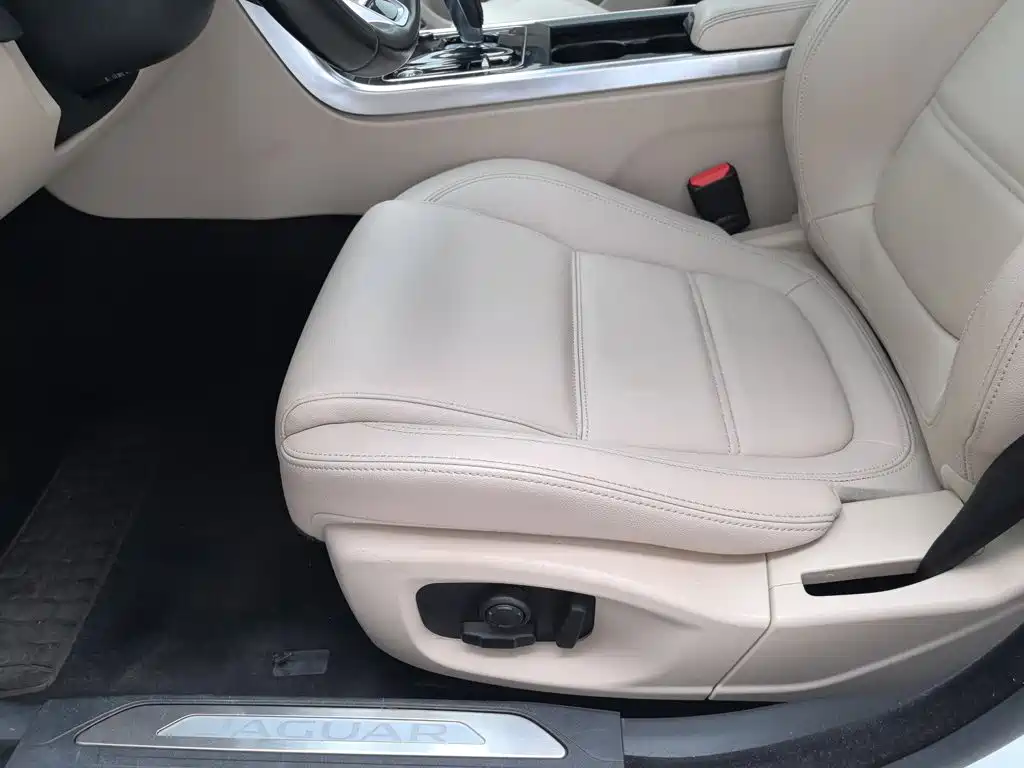 Jaguar XEL — миниатюра 20
