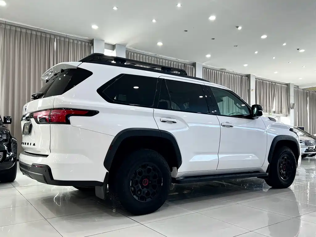 Toyota Sequoia — миниатюра 4