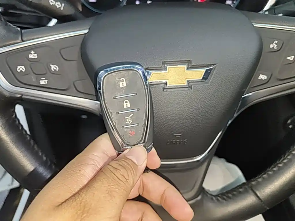 Chevrolet Equinox — миниатюра 9