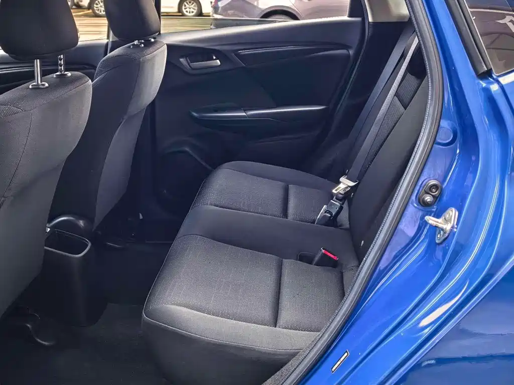 Honda Fit — миниатюра 5