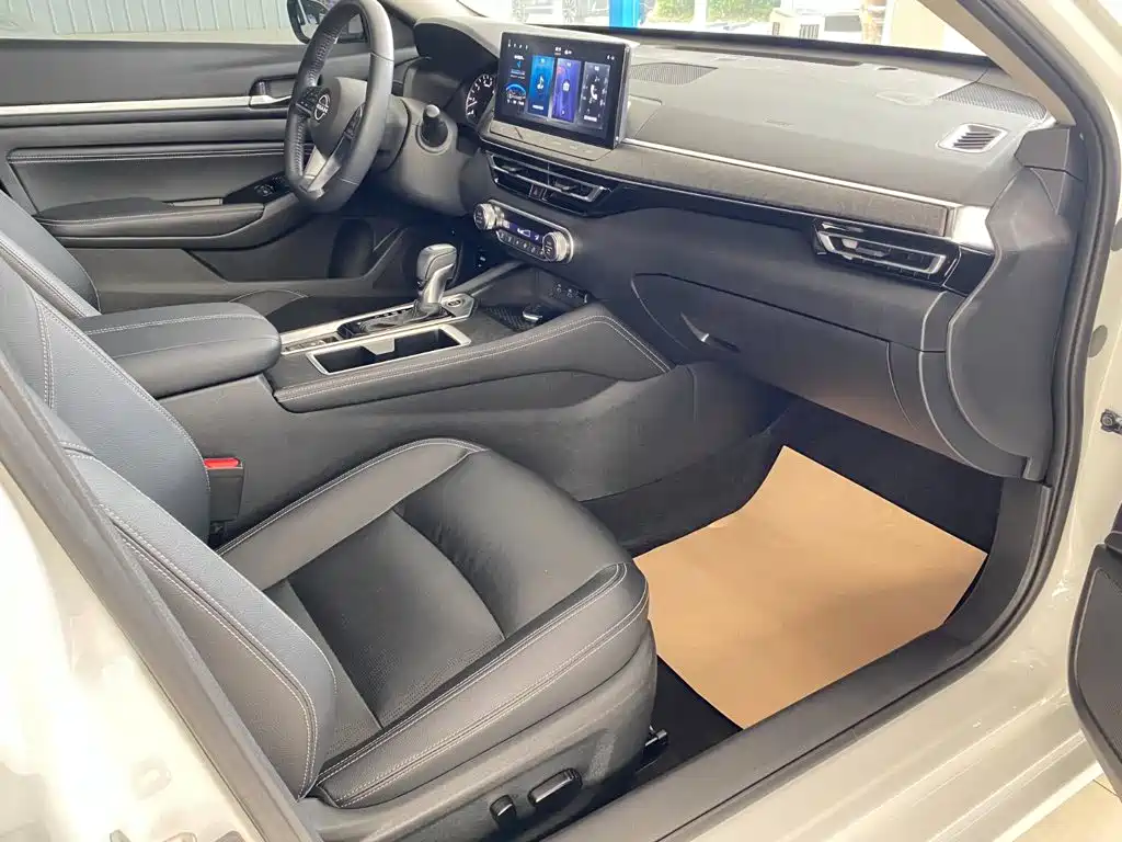 Nissan Teana — миниатюра 11