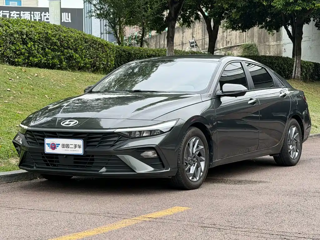 伊兰特 2023款 1.5L CVT GLS领先版 2024