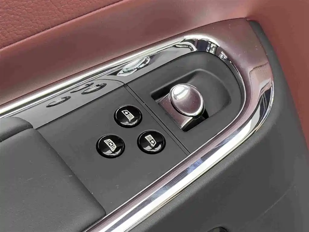 Rolls-Royce Ghost — миниатюра 11