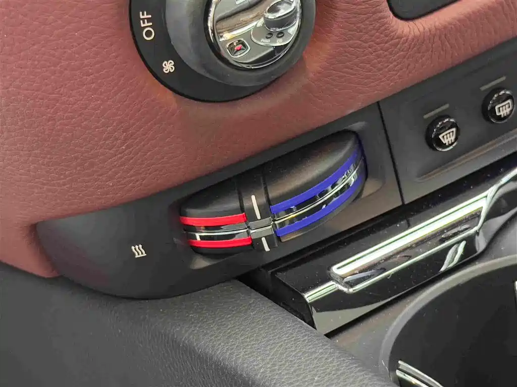 Rolls-Royce Ghost — миниатюра 17
