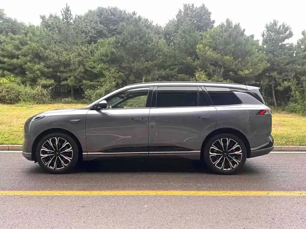 Dongfeng eπ008 2026 мест