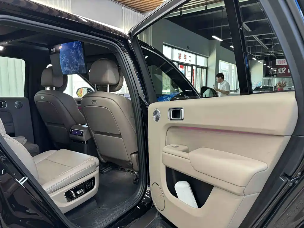 Li Auto Li L9 — миниатюра 9
