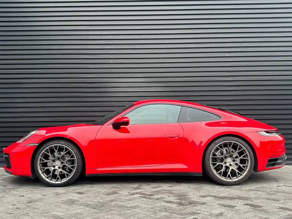 Porsche 911 2020 Carrera 3.0T