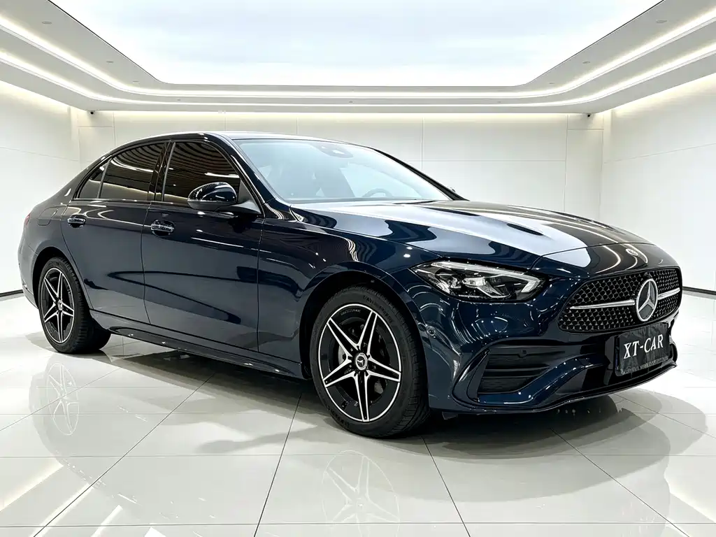 Mercedes-Benz C-Class — миниатюра 3