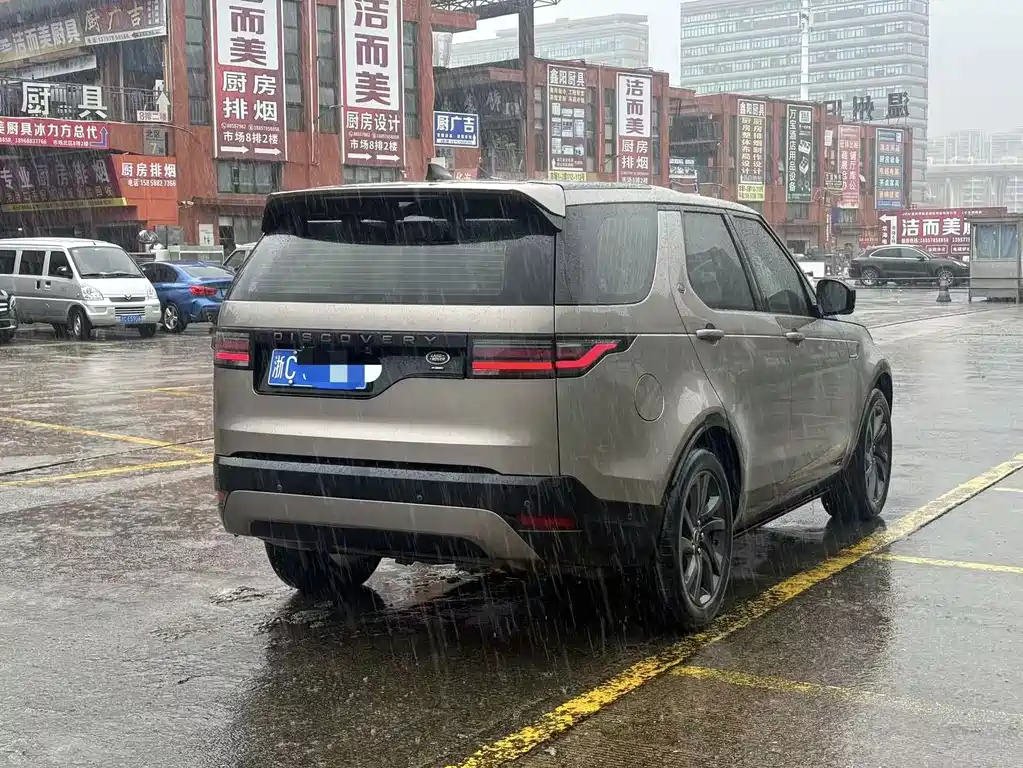 Land Rover Discovery — миниатюра 12