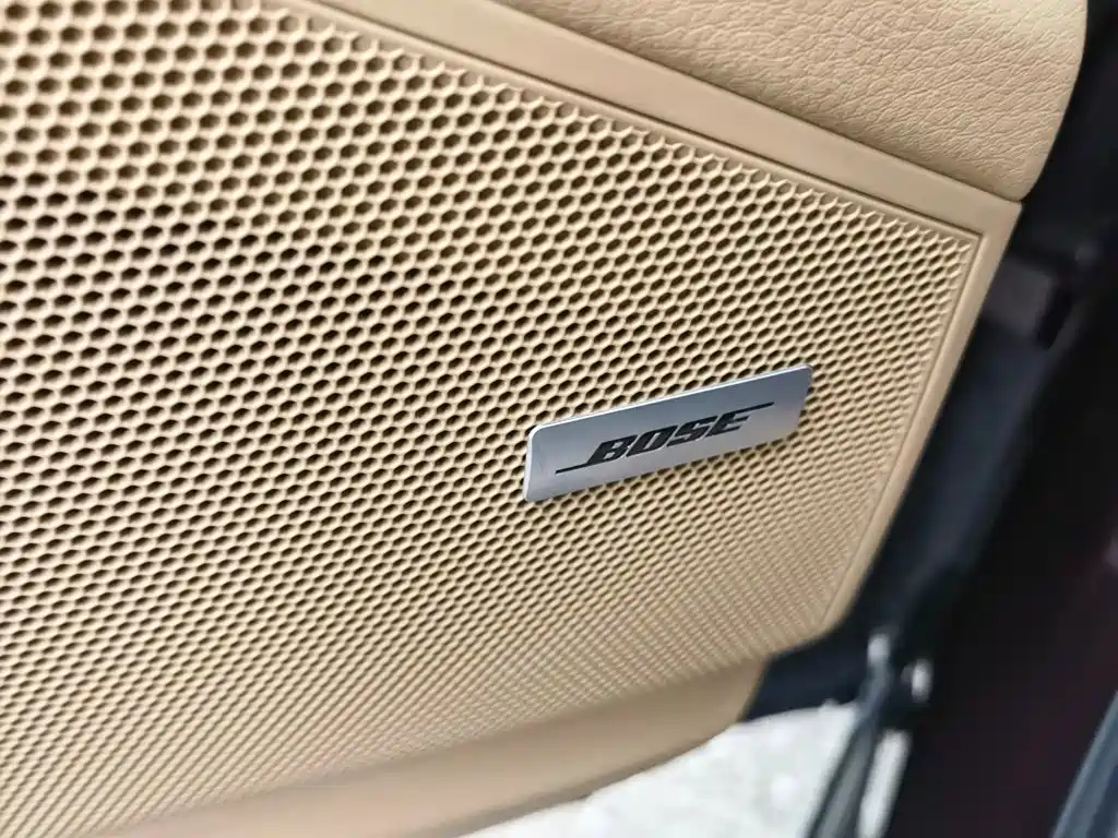 Porsche Cayenne — миниатюра 38