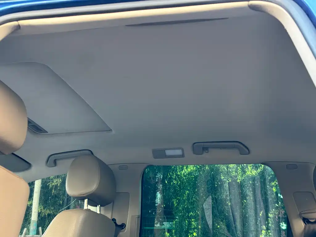 Volkswagen Touareg — миниатюра 14