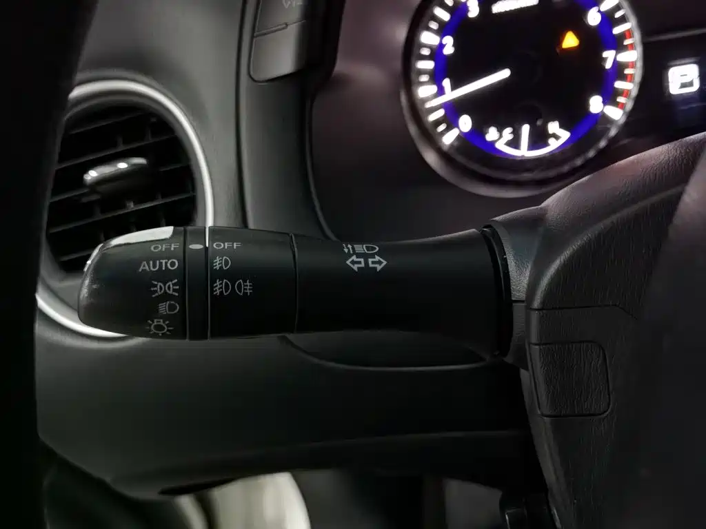 Infiniti JX — миниатюра 21