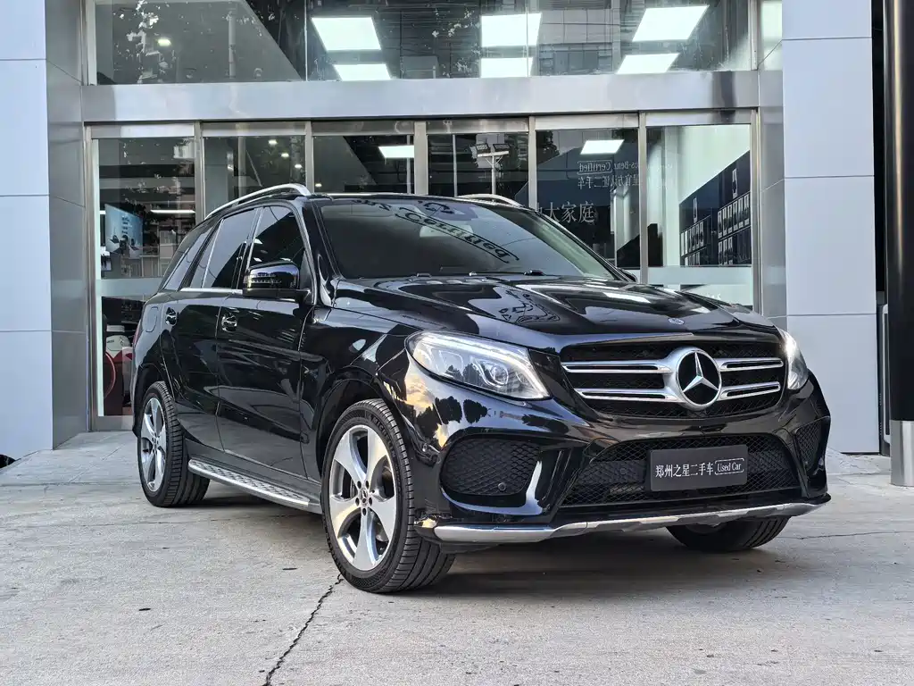 Mercedes-Benz GLE (Import) — миниатюра 8