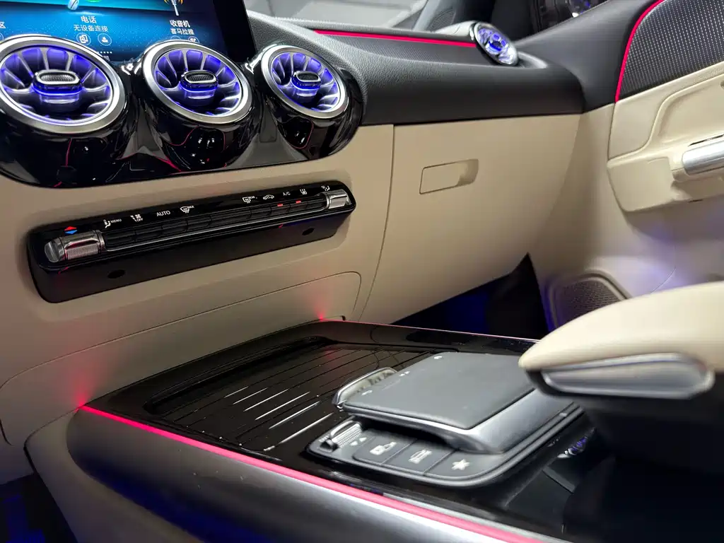 Mercedes-Benz EQA — миниатюра 15