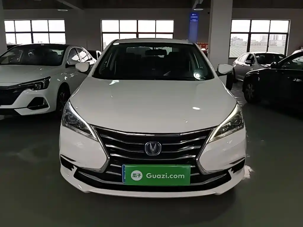 Changan Eado DT — миниатюра 3