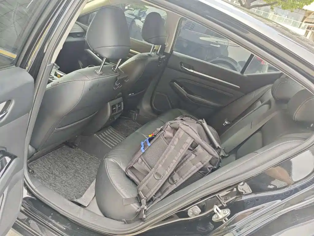 Nissan Teana — миниатюра 6