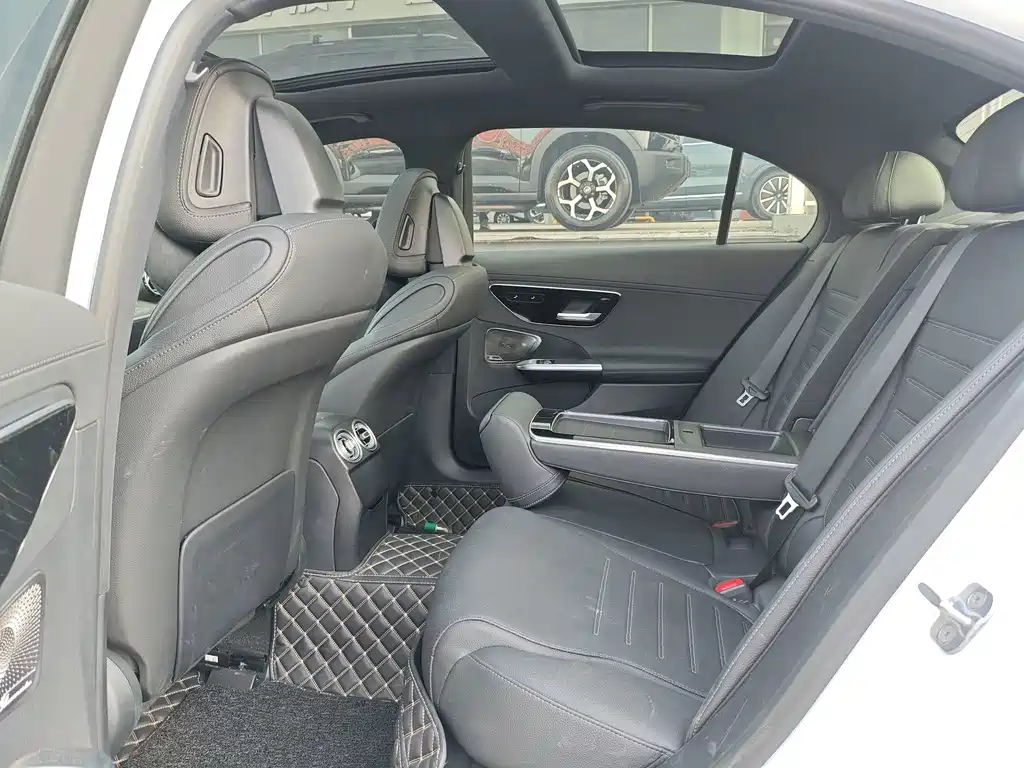 Mercedes-Benz C-Class New Energy — миниатюра 9