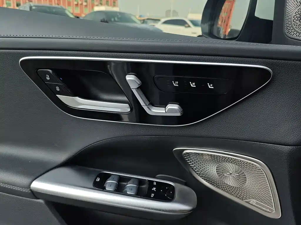Mercedes-Benz C-Class New Energy — миниатюра 10