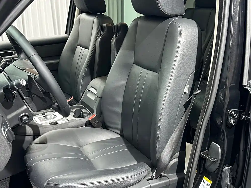 Land Rover Discovery — миниатюра 18