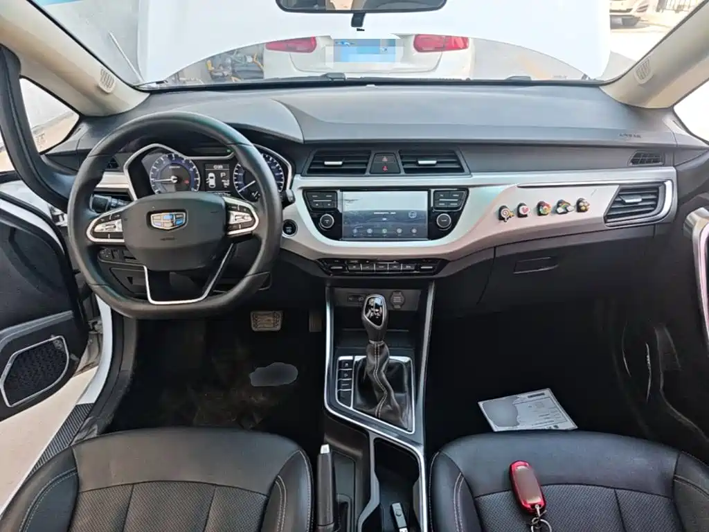 Geely Vision X3 — миниатюра 10